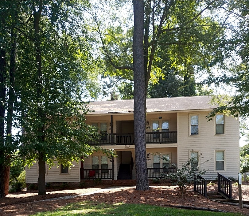Terry Sanford Fayetteville Apartments Hunter’s Ridge